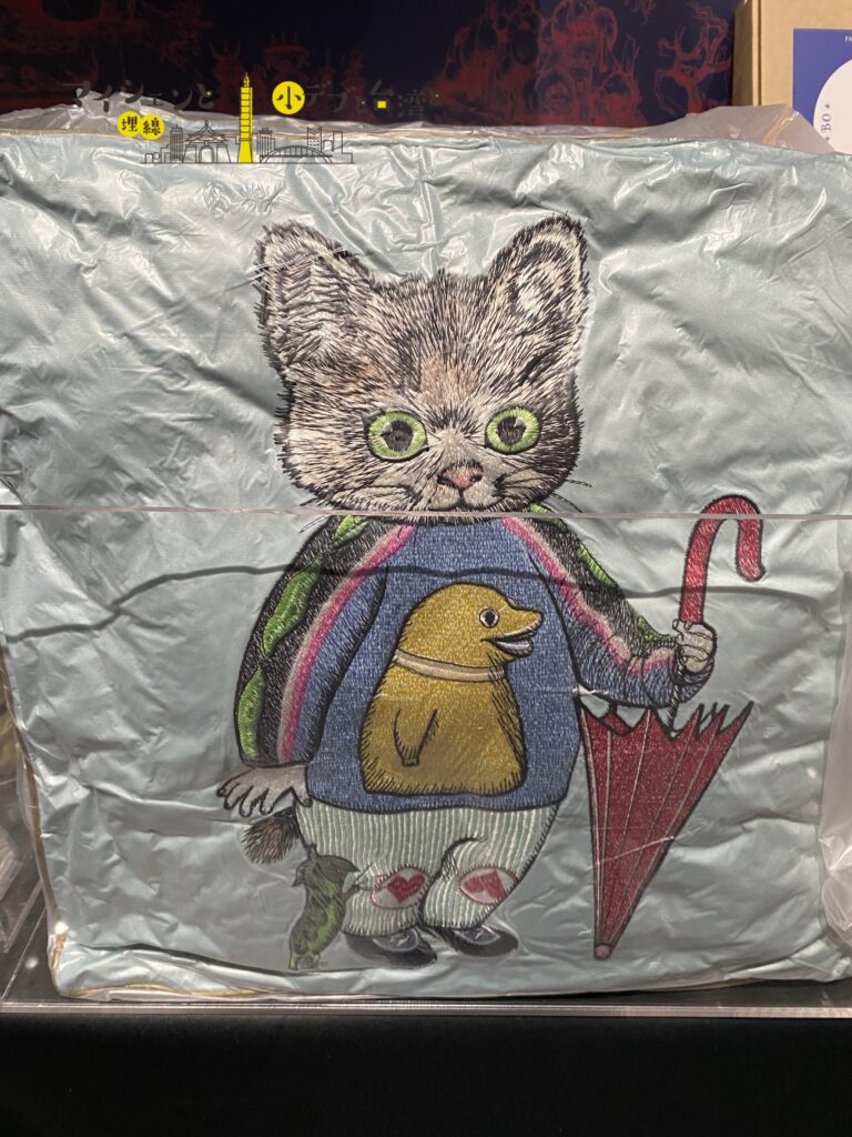 台湾 ヒグチユウコ展 限定 豪華特大刺繍 ギュスターヴくん クッション 樋口裕子 台湾限定ヒグチユウコ展 ギュスターヴくん 豪華特大刺繍 クッション