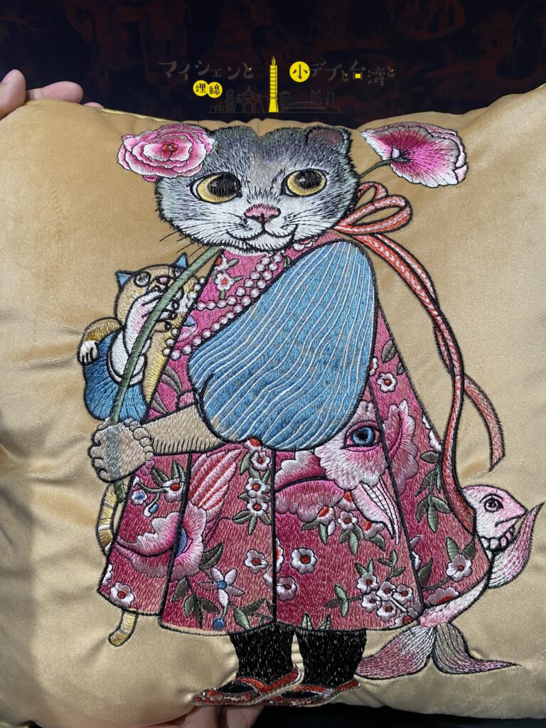 桜苺猫 専用 台湾限定クッション  台湾限定 ヒグチユウコ ヒグチユウコ 台湾 限定グッズ